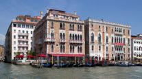 Turista morre ao cair do 5º andar de hotel de luxo em Veneza