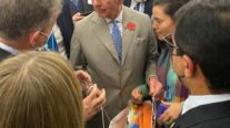 Governador presenteia príncipe Charles com redes produzidas por artesãs de MT