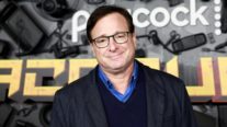 Bob Saget, estrela da série ‘Três é demais’, é encontrado morto nos EUA