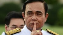 Primeiro-ministro da Tailândia que assumiu o poder via golpe de Estado, Prayuth Chan-ocha, se aposenta após 9 anos no poder