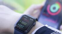 Apple se defende de acusação de monopólio dizendo que tentou parear Apple Watch e Android