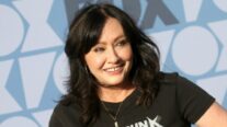 Shannen Doherty, de ‘Barrados no Baile’, começa a doar pertences após câncer terminal