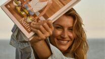 Gisele Bündchen encara novo desafio e estreia com segundo livro mais vendido dos EUA