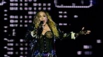 Site vende areia do show de Madonna em Copacabana por US$ 8,99