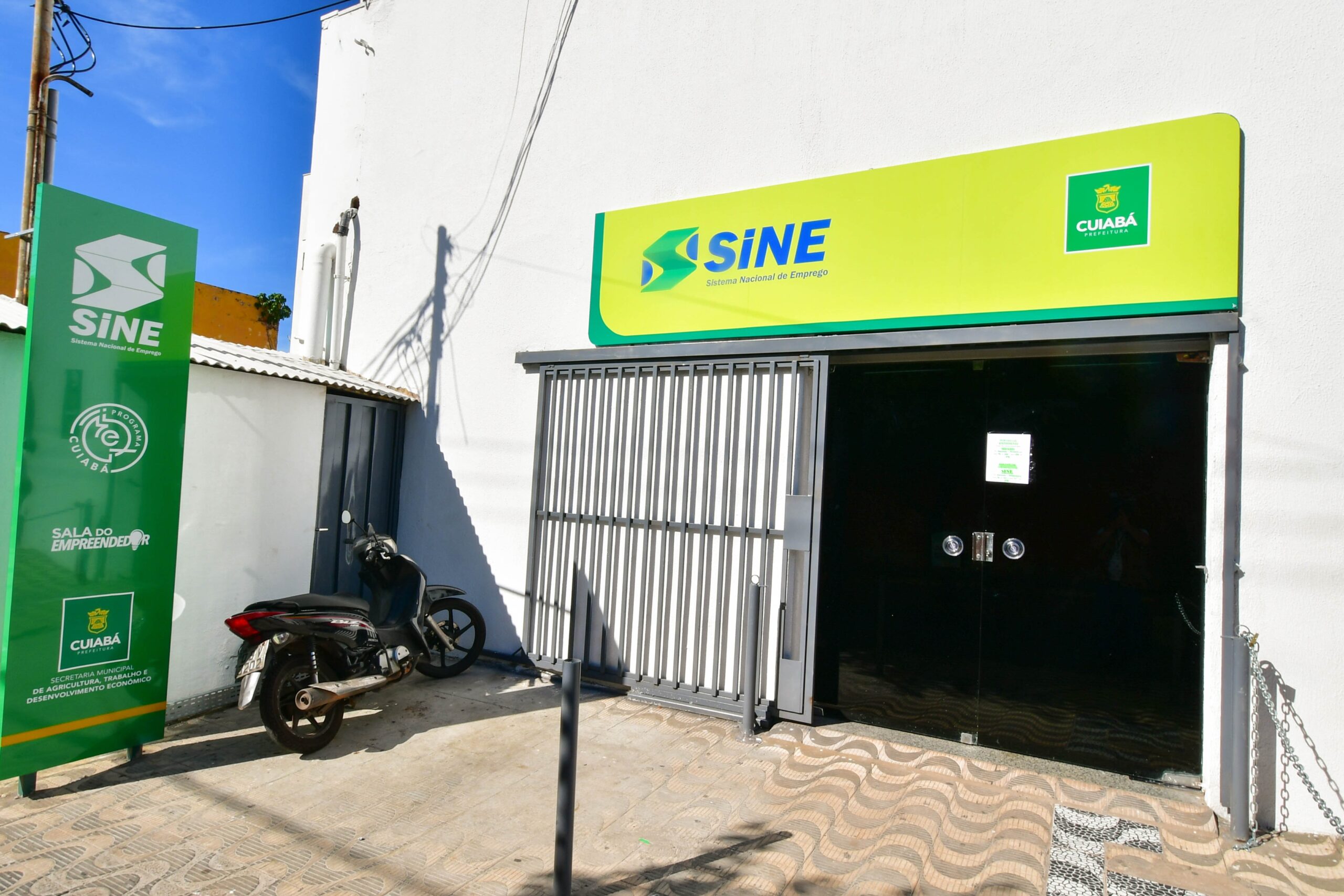 Com remunerações de até R$ 4 mil, Sine Municipal oferece 450 oportunidades de emprego nesta segunda-feira (29)