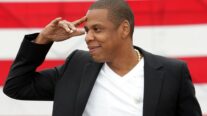 Mulher que acusa Jay-Z de estupro admite falhas no próprio depoimento