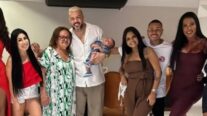 Belo e Gracyanne Barbosa surpreendem fãs após surgirem juntos em foto no Natal